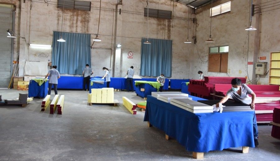 Guangzhou Wuyang Yiguan Acoustic Materials Co., Ltd. Hersteller Produktionslinie